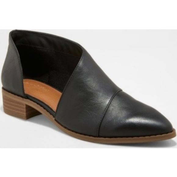 Universal Thread Shoes - NWT! Women's Cut-Out Booties✨Brand New!